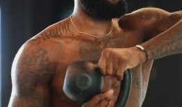 詹姆斯爆料里弗斯视频,揭秘NBA名帅的严苛训练秘诀